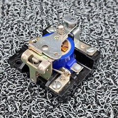 Johnson Controls KZ-4000-4 / 24043-60 Relay