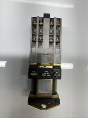 Square D 8501 XUD008 utility auxiliary relay series A G-925
