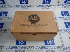 ALLEN BRADLEY 700-P401A1 TYPE P AC RELAY ENCLOSURE /BULLETIN 700 RELAY