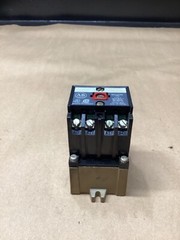 Allen Bradley 700-P200A1 110/115-120 VAC Coil Relay Type P Ser A #119E75PR6