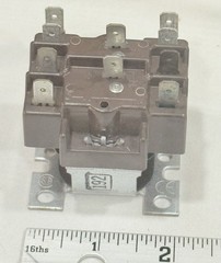 Honeywell R4222D1013 General Purpose 120V Relay w/ DPDT Switching Relay NOS