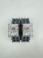 x(2) Twtade YJTF08A-E 2C(8PIN) Din Rail Relay & Base Module 24VDC 12A