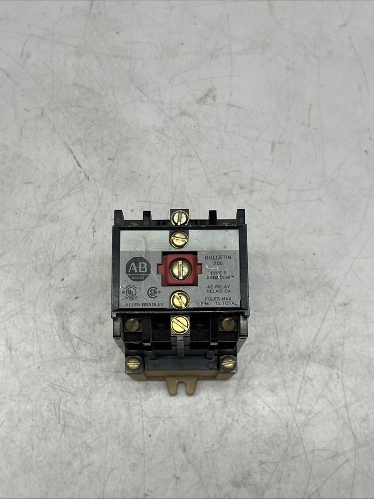 Allen Bradley 700-P600A1 110/115-120 VAC Coil Relay 700P600A1 Type P Ser B