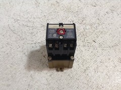 Allen Bradley 700-P400A1 110/115-120 VAC Coil Relay 700P400A1 Type P Ser A