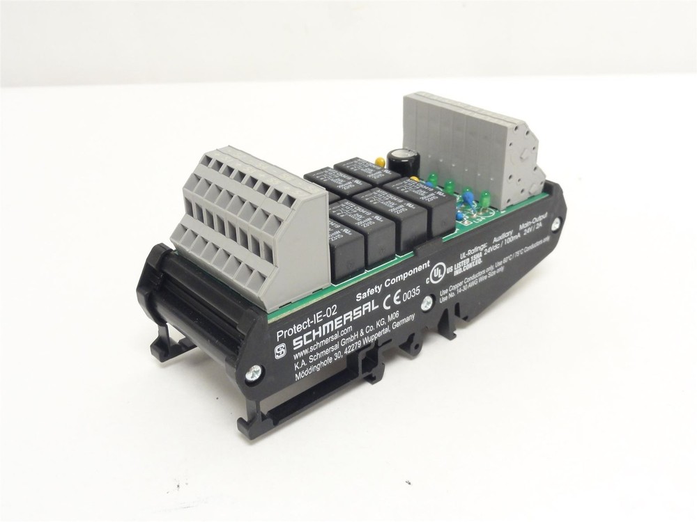 253887 New-No Box; Schmersal PROTECT-IE-02 Safety Relay Controller; 24VDC; 2A