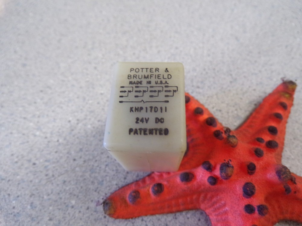 NEW Potter and Brumfield KHP17D11 Relay 24v VDC *Free Shipping*