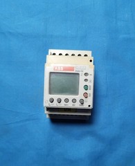 ABB RGU-10 Earth-leakage Protection Relay 50/60HZ 110-230V 0,7W 6A
