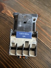 NEW CA2 DN22G6 Telemecanique Relay 120VAC 60Hz NOS