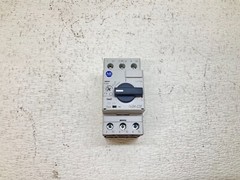 Allen Bradley 140M-C2E-B25 1.6-2.5 Amp Motor Circuit Protector Ser. B 140M (TSC)