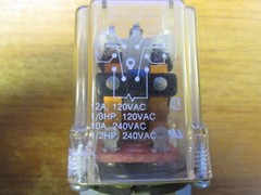 POTTER & BRUMFIELD RELAY W/ BASE 120V, CAT# KRP-11AG-120 .. VM-68P