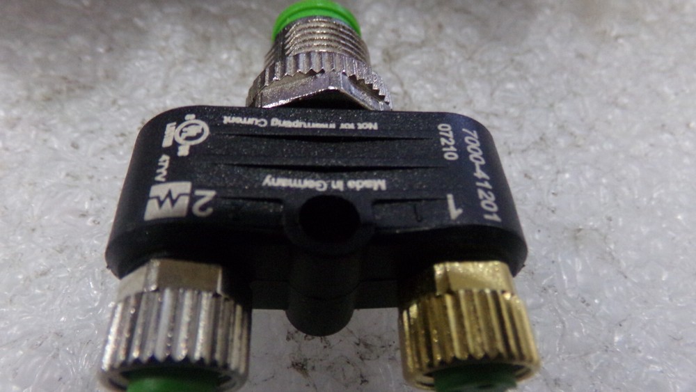 Lof of Murr Elektronik Model: 7000-41201. T-Couplers Qty. 2. Only 1 pictured