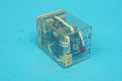 TEC AK428391P124 11 pin plug-in relay 24 VDC coil and 3 change over contacts