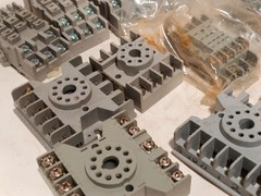 Assorted Lot of 28 Various Relay Sockets Incl. Potter & Brumfield 27E123