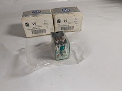 NEW LOT OF 2 GENUINE ALLEN-BRADLEY 700-HC24A1-4 SER C RELAYS 120VAC 5A 4PDT