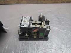 GENERAL ELCTRIC AUXILIARY RELAY 12HGA14AL24C 250VDC 50-SEC NEW OLD STOCK !!