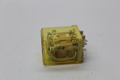 IDEC RR3B-4-U RELAY 120V NSNP