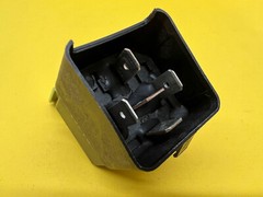 24VDC 40A SPDT 5 Pin Siemens Water Resistant Automotive Car Relay Free Shipping