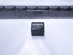 1X V23148-B0010-A101 SCHRACK PCB Power Relay Latching 18VDC SPDT 7A 5-Pin