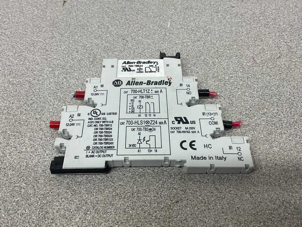 Allen Bradley 700-TBR24 Relay w/ AB 700-HLT1Z Ser A Relay Socket
