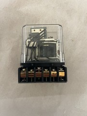 Struthers-Dunn A311XBXP Industrial Sequencing Relay 24VDC with MSD 27390 Socket