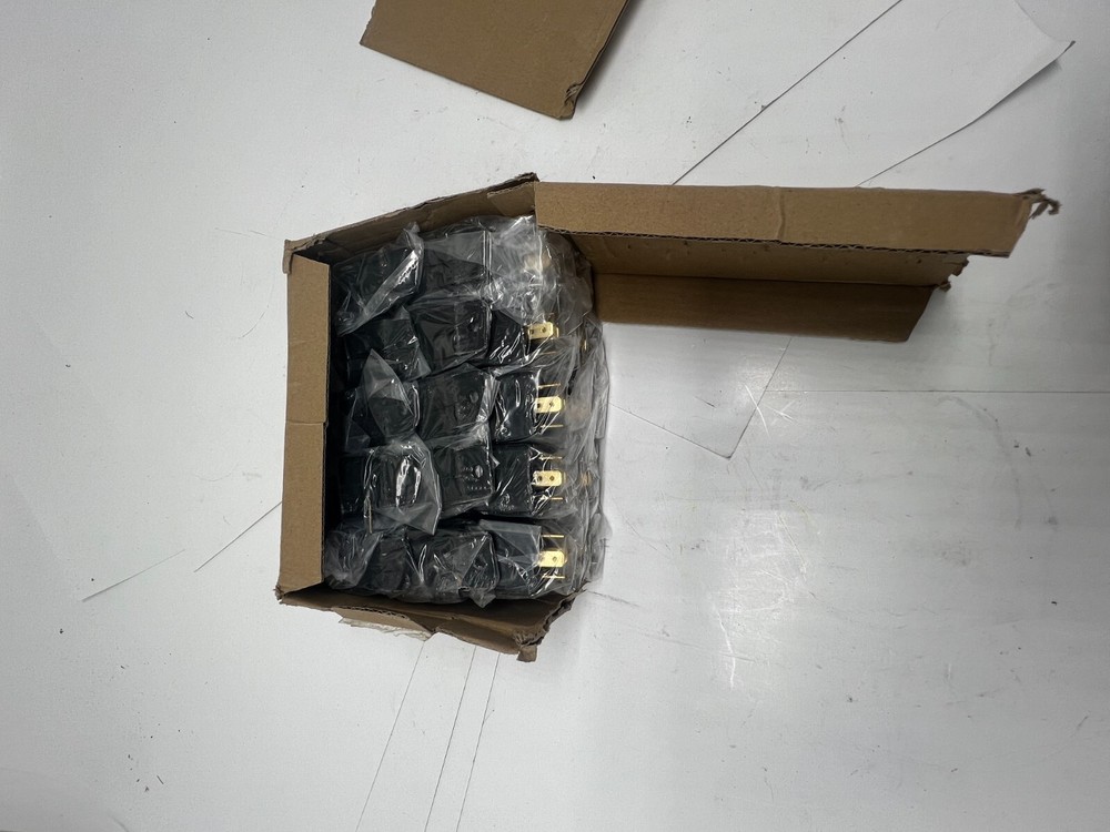 QTY 30 – 5-Pin 12 Volt 30A Power Relay JD191E-1513 Multifunctional