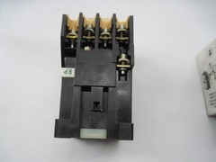 Allen-Bradley 700-F400A2 Type F Control Relay, 220/240V 50/60Hz, NOS