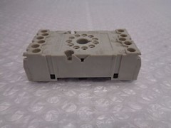 KUHNKE Z345 RELAY BASE (AS PICTURED) UNMP