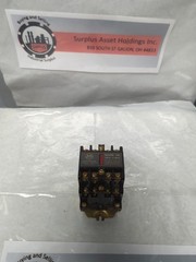 ALLEN BRADLEY,700-N800A1,SERIES B CONTROL RELAY PRE-OWNED