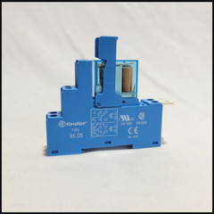Lot of 3 – Finder Type 95.05 Sockets w/ 44.52 relay – 6A 250VAC – 24V DC