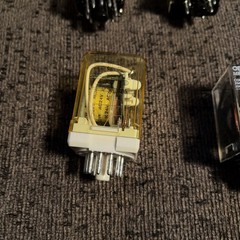 Omron MK3P5-s (2) MK2P-s (2) Krp11ag (2) Krp14dg Krpa-11ag-24 Rr3pa-u 9 Total.