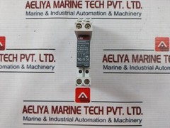 ABB CR-P024DC2 Pluggable Interface Relay With Socket CR-PLS 8A 250VAC