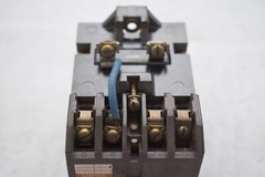 Gould ITE Control Relay With Contact Block 125VDC Coil Chipped
