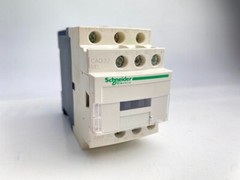 Control relay CAD32MD 3 NO + 2 NC – = 690V – 220V DC standard coil #13