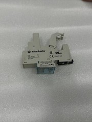 ALLEN BRADLEY 700HK32Z24-4SER B RELAY 24VDC WITH 700-HN222 SOCKET BASE 20PCS LOT