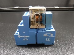 Finder Type 94.04 Socket / Finder 55.34.9.024.0040 Relay / 9902.9024.99 EMC
