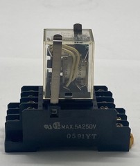 Omron MY4N-D2 Relay 240VAC 5Amp 24VDC Coil W/2-M4X10 Socket
