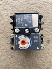 AB 700-PT200A4 AC control relay (327)