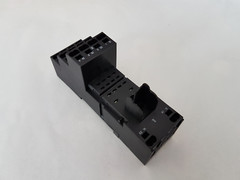 Siemens 1 pack = 10 piece socket LZS:PT7874P BNIB