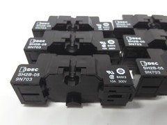 IDEC SH2B-05 Relay Socket 10A 300V New *