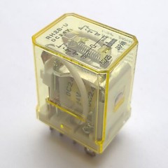 Lot of 4 IDEC RH2B-UDC24V General Purpose Relay DPDT 24VDC Coil 240VAC 30VDC 10A