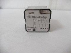 252027 New In Box; Allen-Bradley 700-HB33Z24 Relay 3 Pole 15A Coil 24VDC