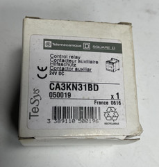SQUARE D CA3KN31BD TeSys 24VDC control relay