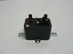 Steveco 90-295Q relay type 84 RBM 1 pole double throw 12a 125v coil 230/240v new