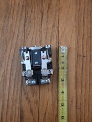 NIB DAYTON ELECTRIC RELAY 5X848M 220/240 VOLT, 50/60 HZ, 10 AMP, 2 POLE