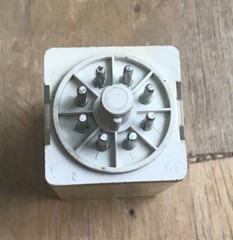 SQUARE D 8501KPD12V53 SER E RELAY 24VDC 8 PIN
