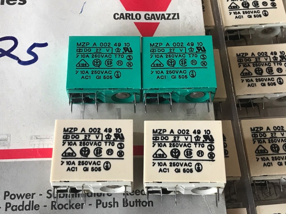New MZPA0024910 MZP A 002 49 10 Power Relay 10A 27VDC 8 Pins x 1pc