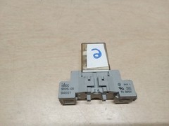 Idec RY2S-U 24Vdc Relay W/ Idec SY2S-05 Socket