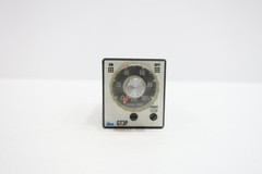 Idec GT3P-4E AF20 Electronic Plug-in Timer 28v-dc