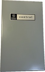 General Electric GE CR120B3305A Industrial Relay in Type 1 Enclosure