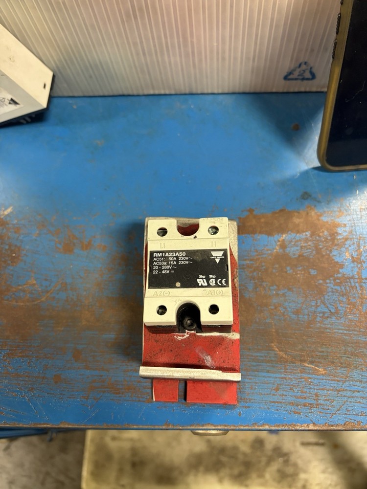 Carlo Gavazzi RM1A23A50 Solid-State Relay 230 V 50 A USED